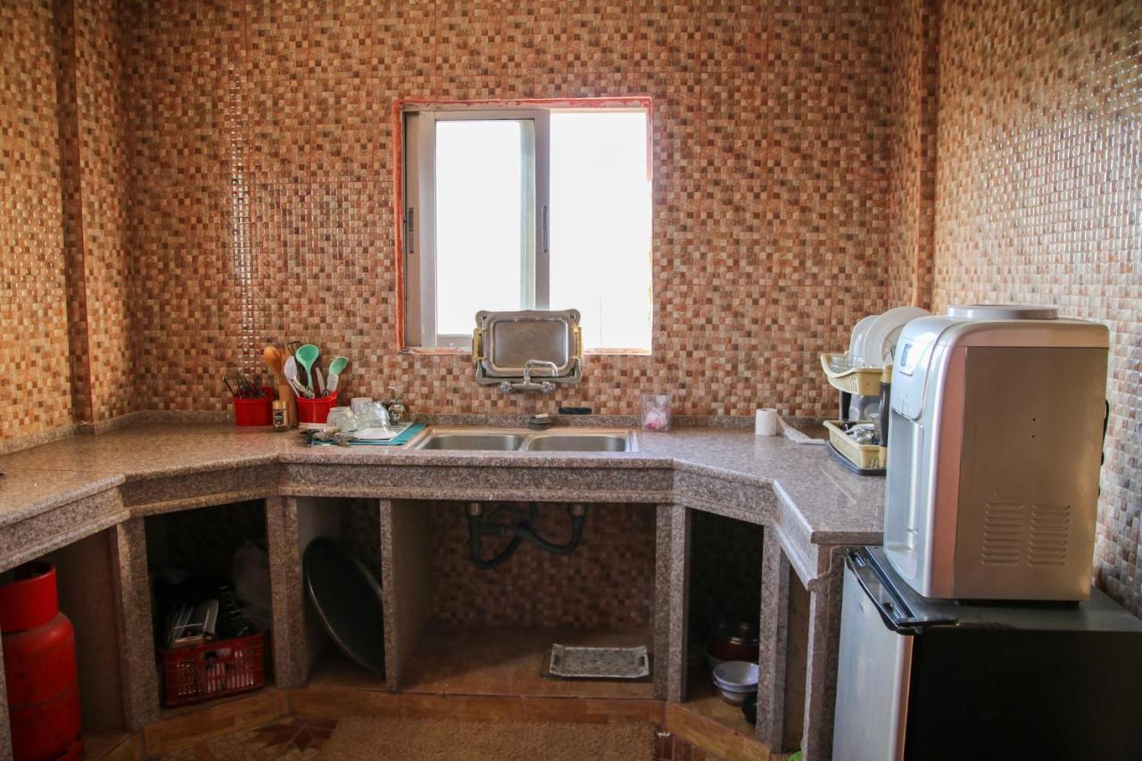 Petra Family House Bed and Breakfast Buitenkant foto