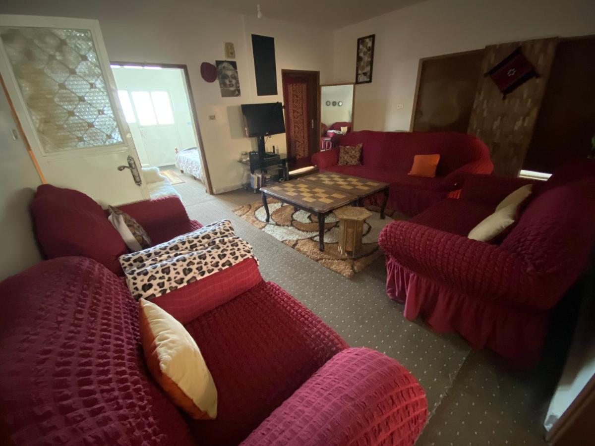 Petra Family House Bed and Breakfast Buitenkant foto