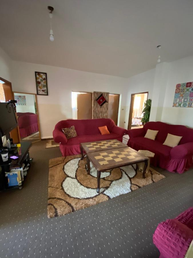 Petra Family House Bed and Breakfast Buitenkant foto